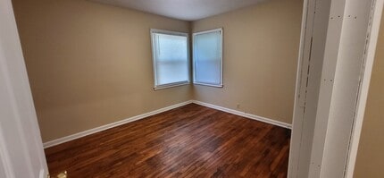 2008 E Grand St in Springfield, MO - Building Photo - Building Photo