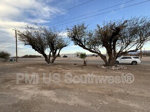 7458 Mountain View Rd in Mohave Valley, AZ - Building Photo - Building Photo