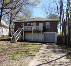 312 Thompson St in Paris, TN - Building Photo - Building Photo