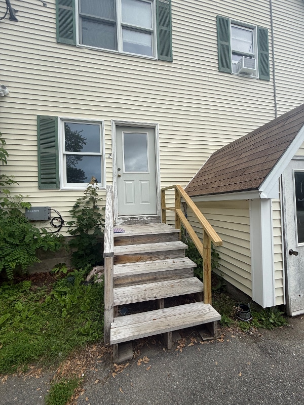 property at 86 Oak St