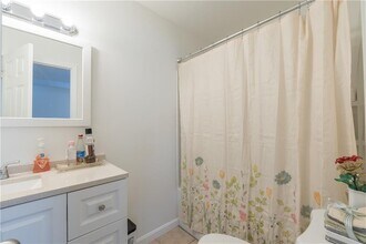 970 Atwells Ave in Providence, RI - Building Photo - Building Photo