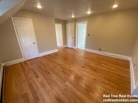 335 Baker St, Unit 2 in Boston, MA - Building Photo