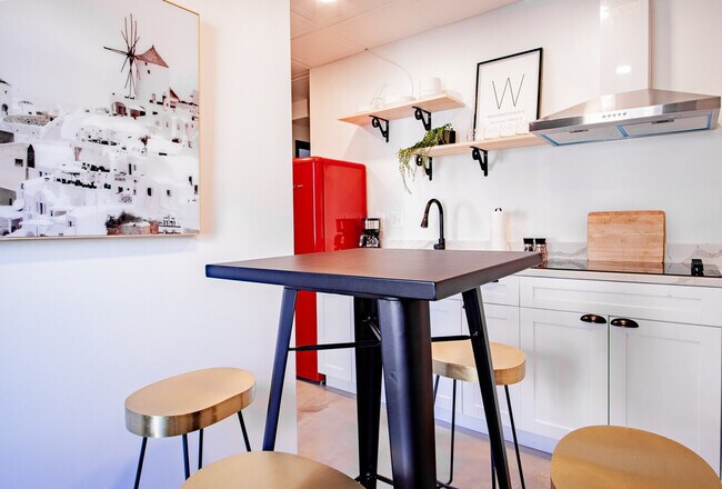 1020 16th St NW in Washington, DC - Building Photo - Building Photo