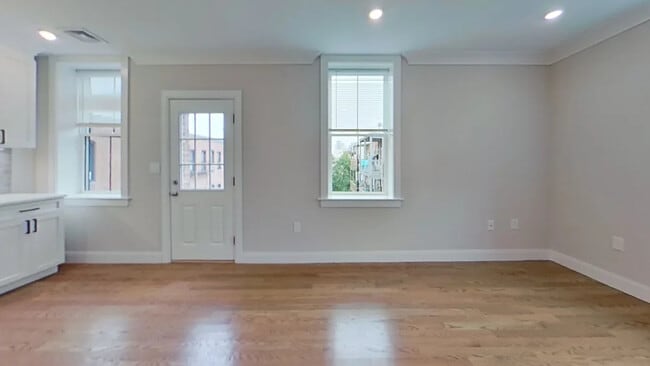 191 Porter St in Boston, MA - Building Photo - Building Photo
