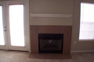 1517 Regency Rd in Gulf Shores, AL - Foto de edificio - Building Photo
