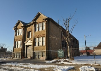 Holcomb House Apartments