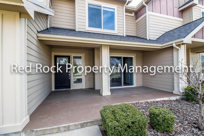 property at 1610 N Holl Blvd