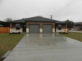 1423 Natchez Trail in Harker Heights, TX - Building Photo