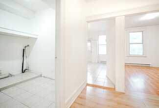 8705 Av. Souligny in Montréal, QC - Building Photo - Building Photo