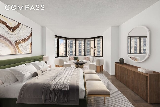 330 E 38th St in New York, NY - Building Photo - Building Photo