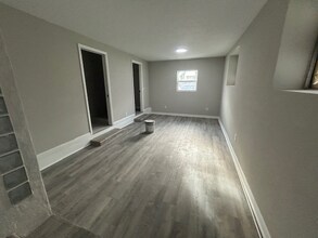 1014 La Marche Dr in Jacksonville, FL - Building Photo - Building Photo