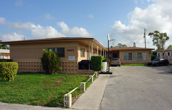 1265 NE 136th Ter in North Miami, FL - Building Photo - Building Photo