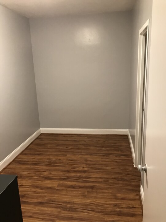 1021 Arlington Blvd, Unit 325 in Arlington, VA - Building Photo