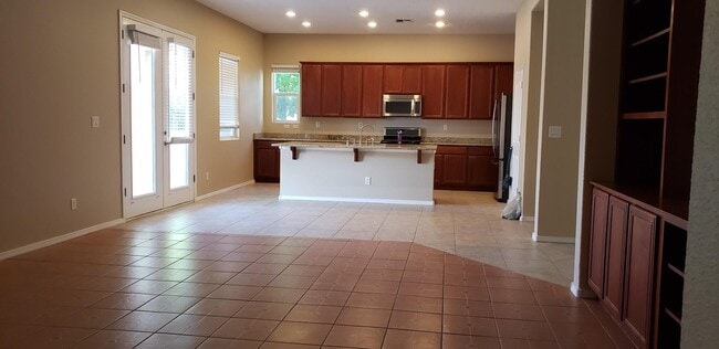 property at 8631 Mesa Top Rd NW
