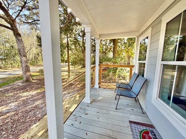 199 E Bayou Forest Dr