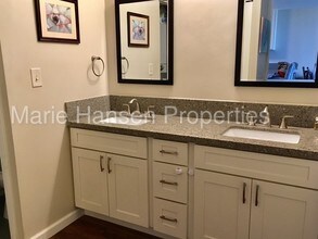 400 Hobron Ln-Unit -3105 in Honolulu, HI - Building Photo - Building Photo