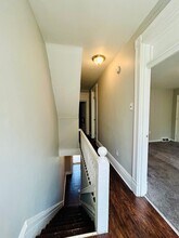 227 W Burgess St in Pittsburgh, PA - Building Photo - Building Photo