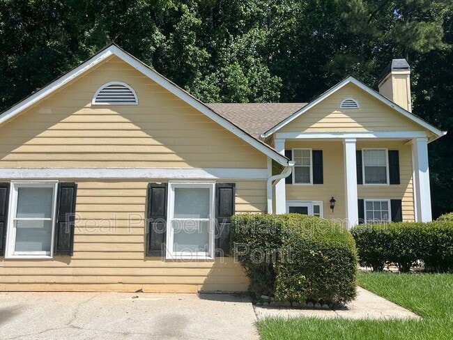 property at 3004 Kenville Ln