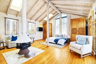 1445 Neptune Ave in Encinitas, CA - Building Photo - Building Photo