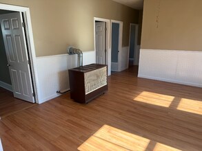 538 Alden St in Fall River, MA - Building Photo - Building Photo