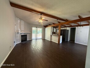 415 Mark Ln in Jacksonville, NC - Building Photo - Building Photo