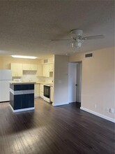 345 Forestway Cir in Altamonte Springs, FL - Building Photo - Building Photo