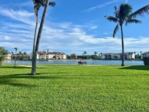 4484 NE Ocean Blvd in Jensen Beach, FL - Building Photo - Building Photo