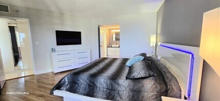 1200 Hibiscus Ave in Pompano Beach, FL - Building Photo - Building Photo