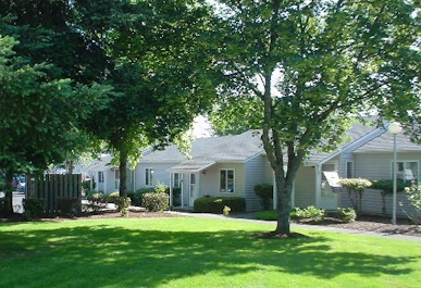 Toliver Terrace in Molalla, OR - Foto de edificio