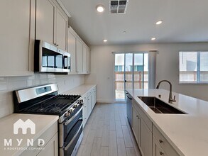 3567 Damora Ave in Sacramento, CA - Foto de edificio - Building Photo