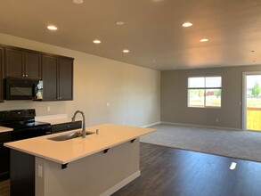 400 N 30th Dr in Ridgefield, WA - Building Photo - Building Photo