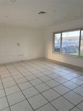 2340 Oleander Dr in Miramar, FL - Building Photo - Building Photo