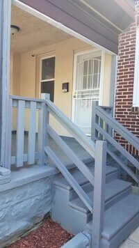 1102 E Price St photo'