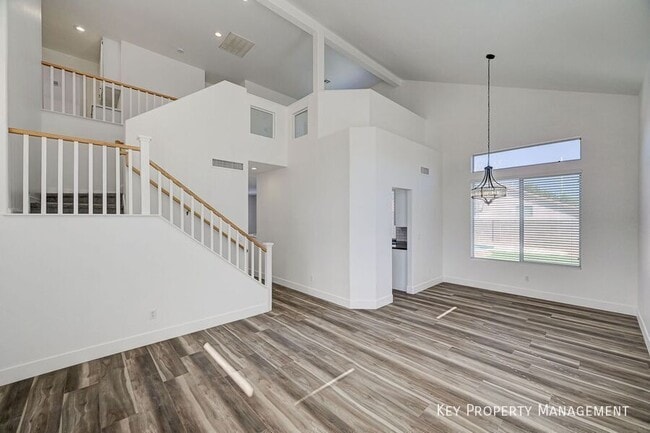 242 Farlin Cir in Henderson, NV - Building Photo - Building Photo