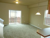 Reed Townhomes in Salem, OR - Foto de edificio - Interior Photo