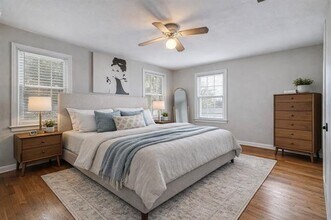 4527 Capitol Ave in Dallas, TX - Building Photo - Building Photo