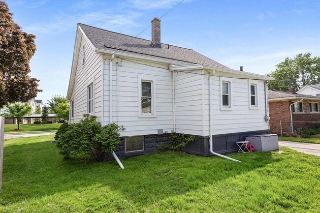 22713 Lanse St in St. Clair Shores, MI - Building Photo - Building Photo