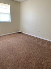 12403 Hibiscus Oak Pl-Unit -201 in Tampa, FL - Building Photo - Building Photo