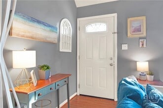 102 W Magnolia Ave in Savannah, GA - Building Photo - Building Photo