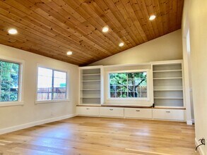 1085 Longfellow Ave in Campbell, CA - Building Photo - Building Photo