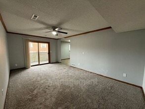 3407 NW Duncan Rd in Blue Springs, MO - Building Photo - Building Photo