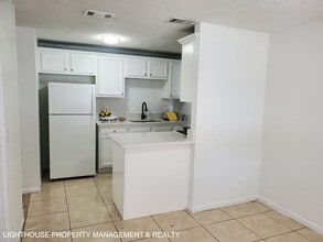 4424 Bedivere Rd in Jacksonville, FL - Building Photo - Building Photo