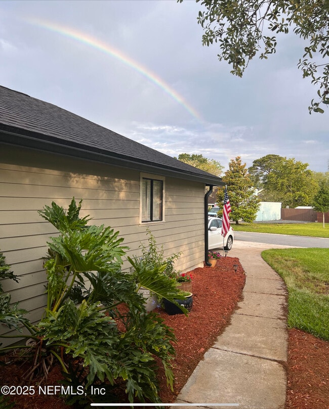 1809 Kings Way in Neptune Beach, FL - Building Photo - Building Photo