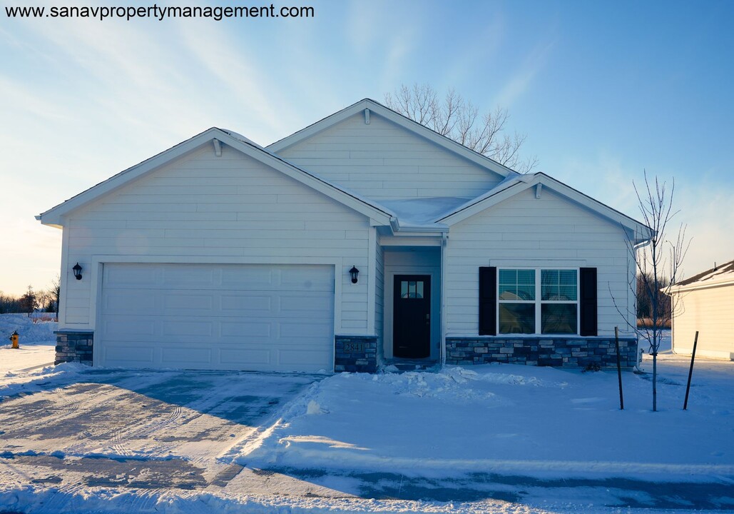 2841 SW Plz Ln in Ankeny, IA - Building Photo