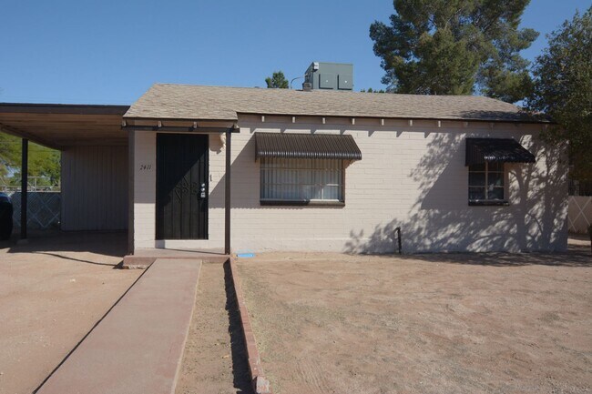 2411 S Holly Stravenue in Tucson, AZ - Building Photo - Building Photo
