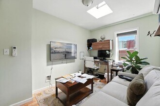 612 Jersey Ave in Jersey City, NJ - Building Photo - Building Photo