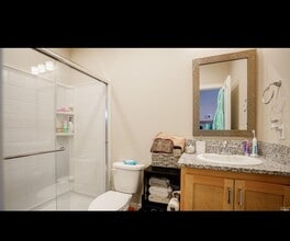 32 Lipton Way in Cotati, CA - Building Photo - Building Photo