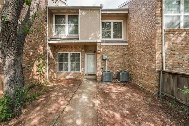property at 2409 Northlake Ct