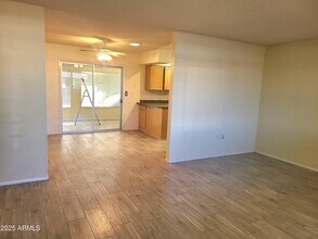 10321 W Deanne Dr in Sun City, AZ - Building Photo - Building Photo