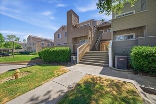 1019 Dornajo Way in Sacramento, CA - Building Photo